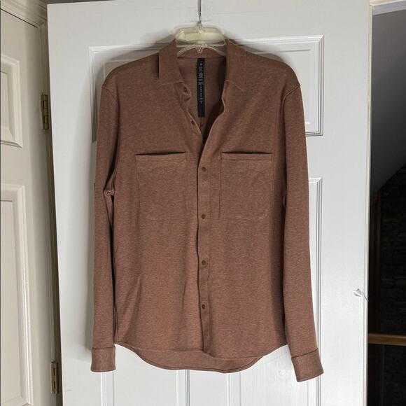 lululemon athletica Brown Casual Button Down Shirt. Small - Picture 1 of 3